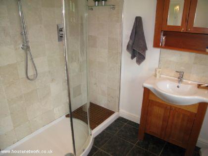 En-suite Shower