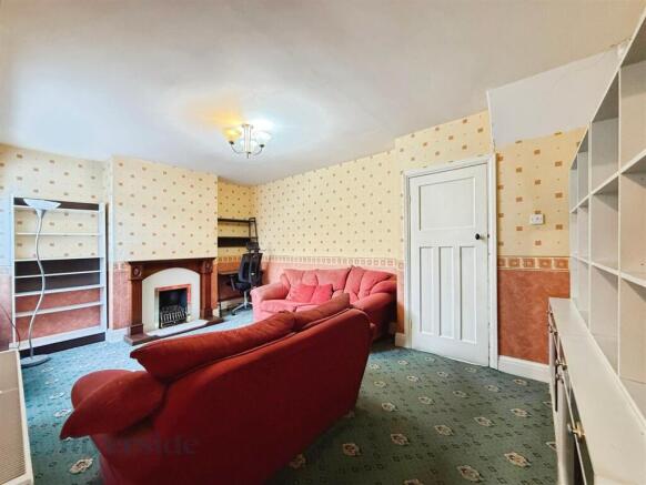 3 bed Terraced for sale Image 4
