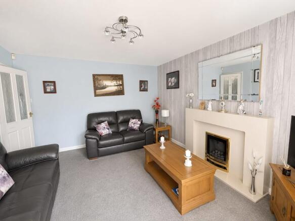 3 bed Detached Bungalow for sale Image 5