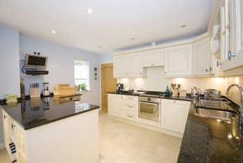 Spacious Kitchen