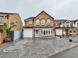 16, Carr Beck Road, Castleford WF10 5JS