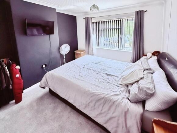 3 bed Semi-Detached for sale Image 5