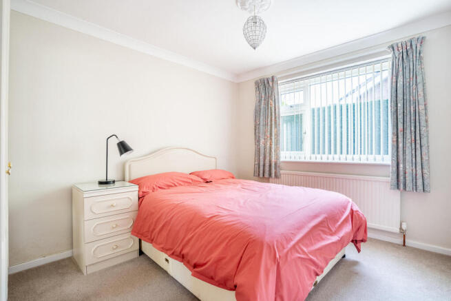 3 bed Bungalow for sale Image 7