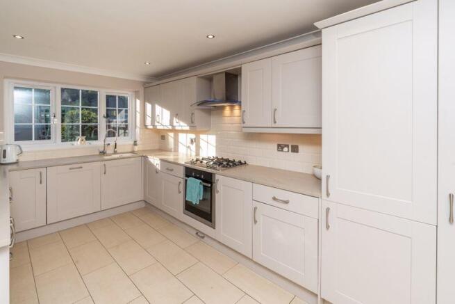 KITCHEN / DINER