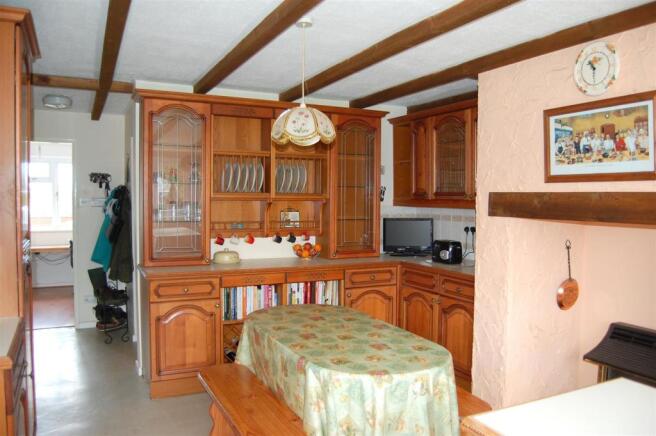 BREAKFAST KITCHEN