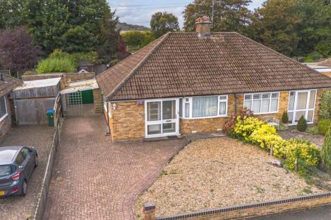 Thornton Crescent, Wendover, HP22