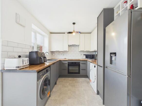 KITCHEN/ DINER