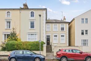 Flat 5, 6, Cadogan Road, Surbiton KT6 4DL