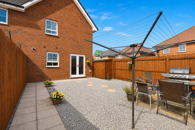 3 bed Semi-Detached for sale Image 12
