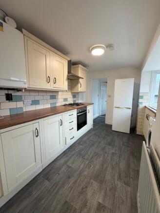 WhatsApp Image 2025-12-04 at 12.04.12 (2)