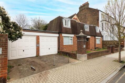 Endlesham Road, London, SW12
