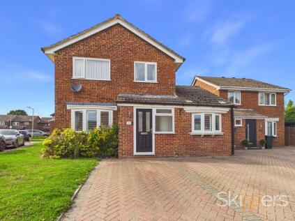 Chestnut Close, Ashford, TN23
