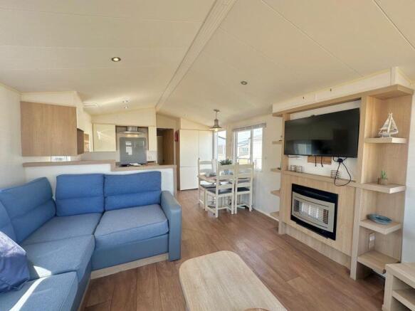 Willerby Avonmore 2013 Vs827233 143557353.jpeg