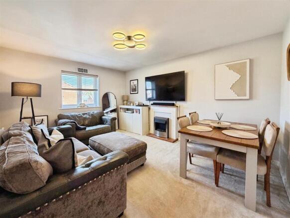 1c9e82b1-F-4E92-BF63-85CBE62CCABC-4037-000001824BC