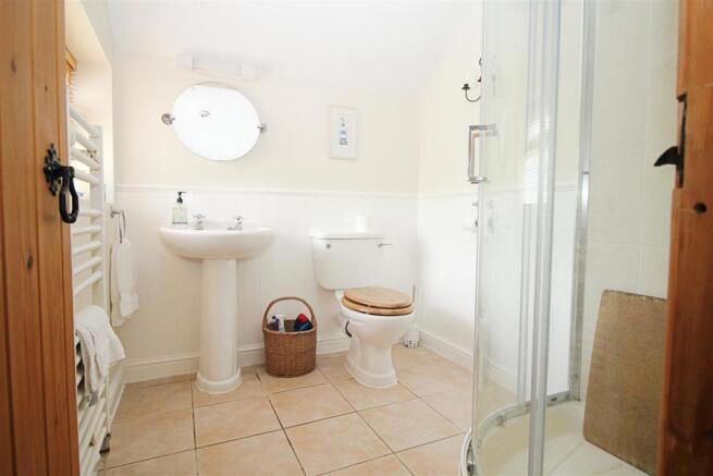 The Bye Shower Room