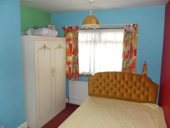 Bedroom2