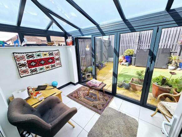 2 bed Semi-Detached Bungalow for sale Image 8