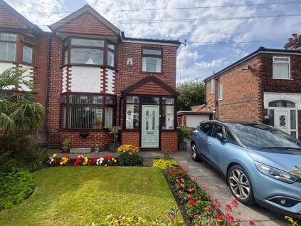 Bradwell Avenue, Stretford, M32