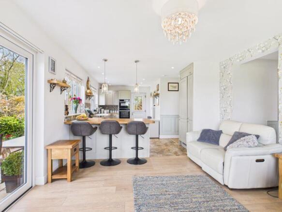 Kitchen/dining