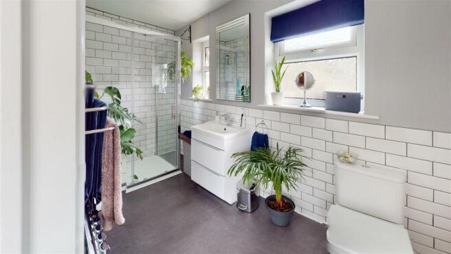 130-Moorview-Way-Bathroom.jpg