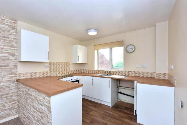 Darville, New Park Farm, Castlefields, Shrewsbury photo 4