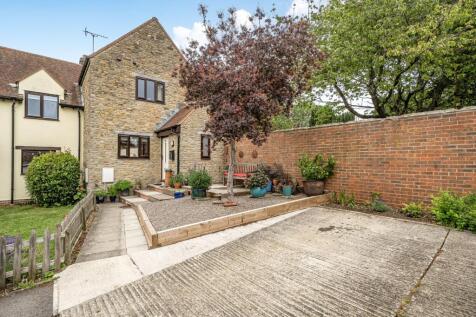 Combes Close, Faringdon, Oxfordshire, SN7