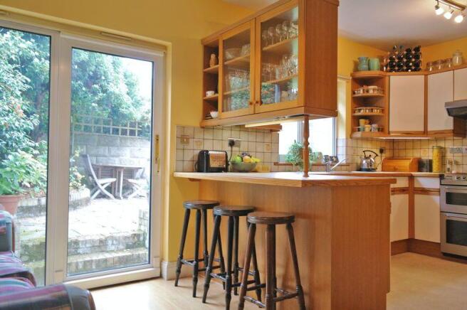 Kitchen (2)
