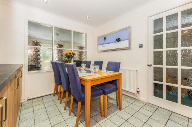 Kitchen/Dining