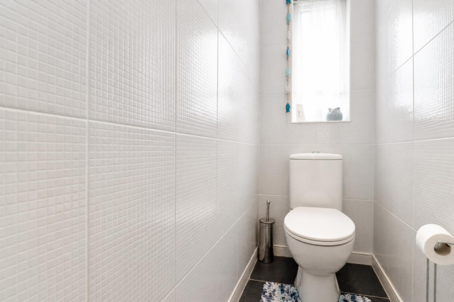 3 bed Semi-Detached for sale Image 12