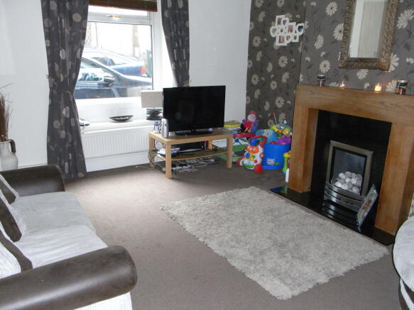 Photo 3