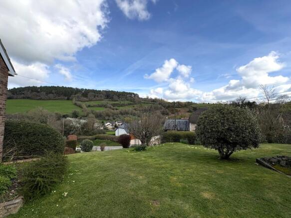 Stepps Lane, Axmouth, Devon, EX12 photo 4