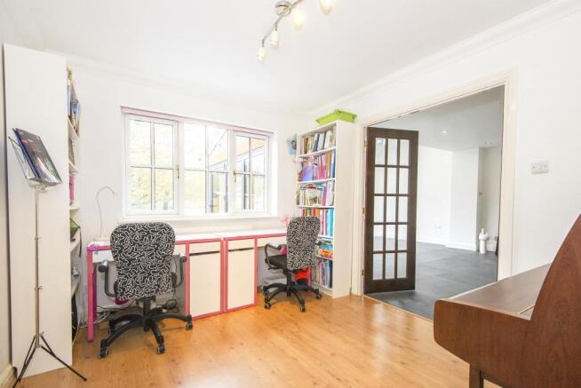 Family/Tv Room