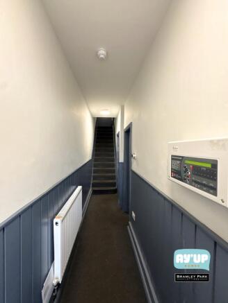 1 bed House Share to rent Image 5