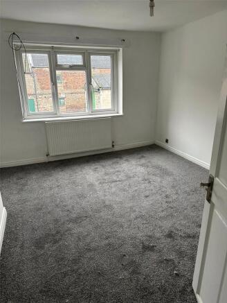 3 bed Detached for sale Image 9