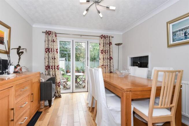 Dining Room.jpg