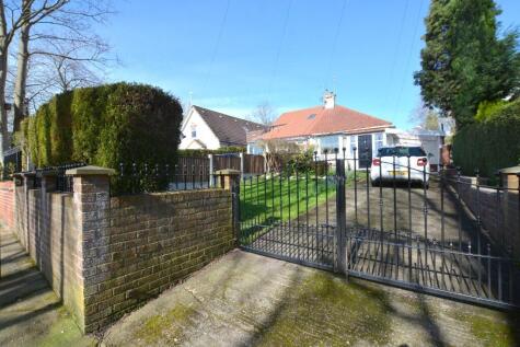 Mayfield Avenue, Haughton Dale, Denton, M34