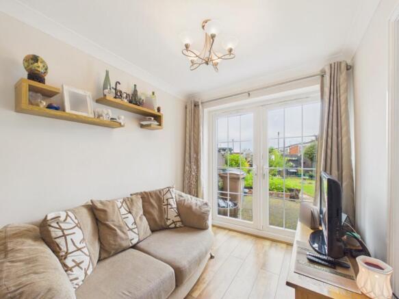 3 bed Semi-Detached for sale Image 6