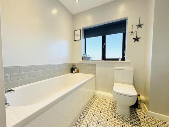 HOUSE BATHROOM