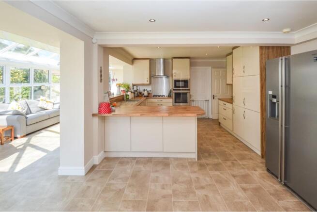 Kitchen/Breakfast