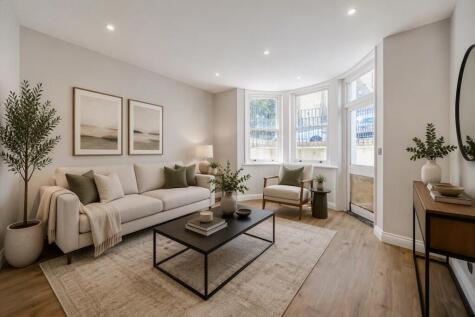 Montford House, Richmond, Queens Road, TW10