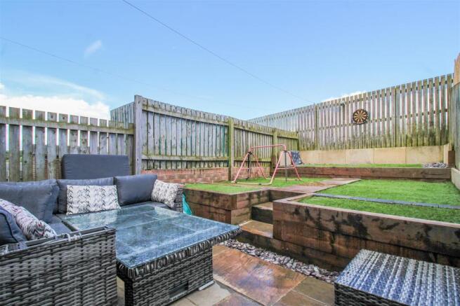 3 bed Town House for sale Image 12