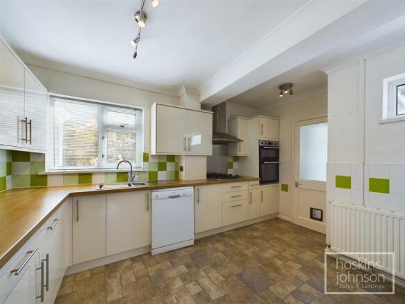 Kitchen/Breakfast Room