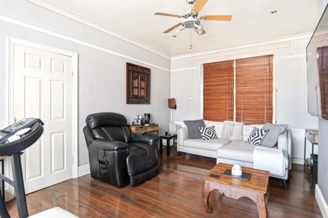 3 bed Detached for sale Image 6
