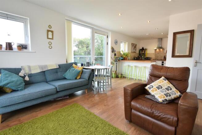 Living/dining/kitchen