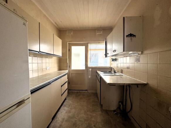 3 bed Semi-Detached for sale Image 7