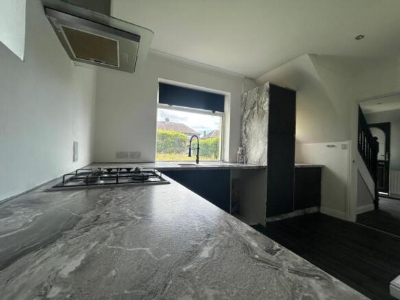 3 bed Semi-Detached for sale Image 7