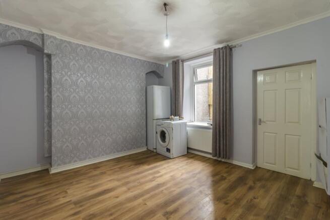 Living Room (2)