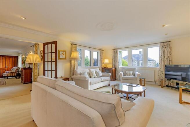 Reception Room-2.jpg