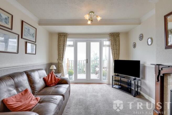 2 bed Semi-Detached Bungalow for sale Image 4
