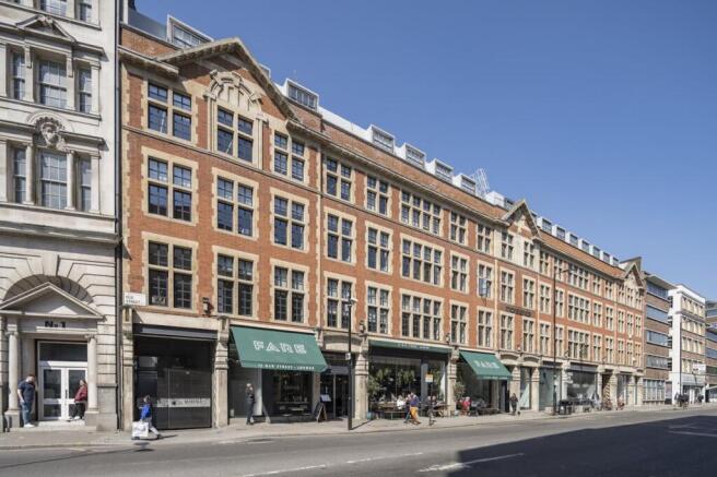 Morelands, Old Street